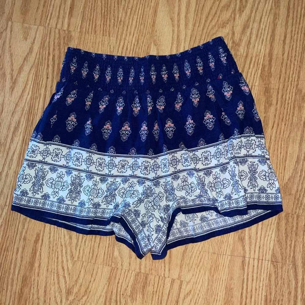 high waisted patterned flowy shorts
